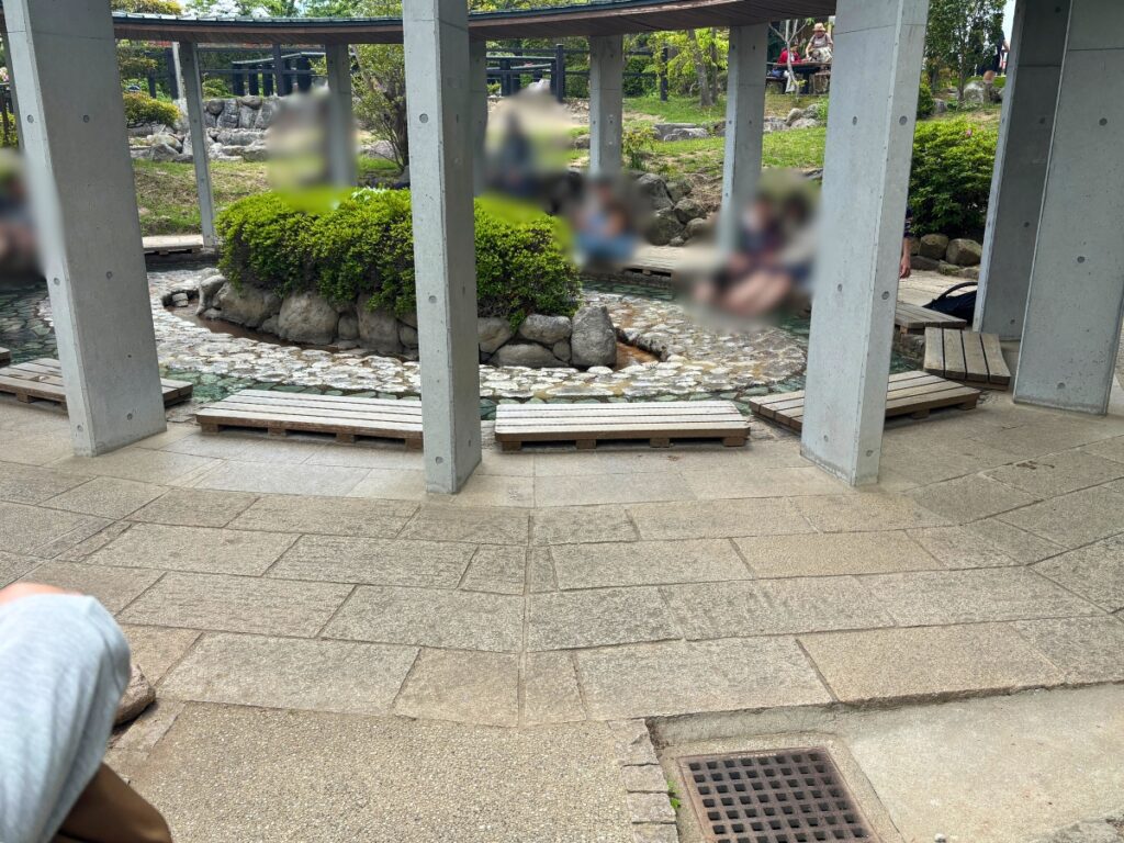 鬼石坊主地獄 足湯