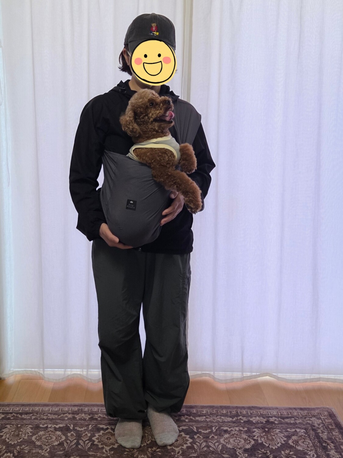 スリングでハルを抱っこすることり